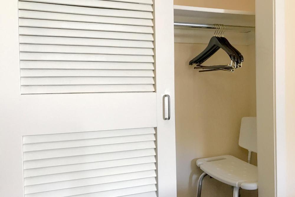 Superior King Room - Accessible  interior